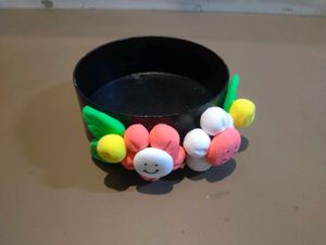 Cute Smiley Flower Desk Organizer or trinket tray