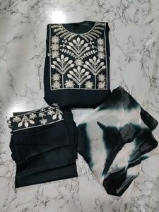 Kurta Set With Dupatta😍