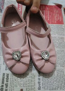 Pink 🩷 Sandal For Girls Good Quality Product