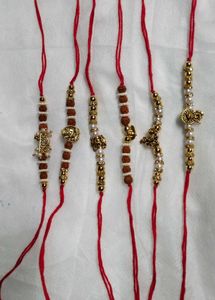 6 Rakhi