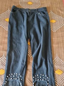Stylish Black Jeans