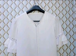 New With Tag Premium White Korean Pullover