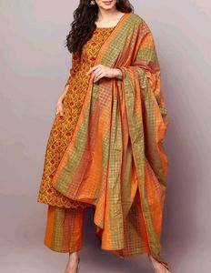 AKS Floral Kurta Suit Set