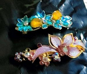 Floral Brooch Set