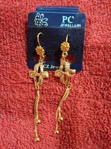 Elegant Gold Drop Earrings