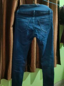 Stylish Blue High-Waisted Jeans