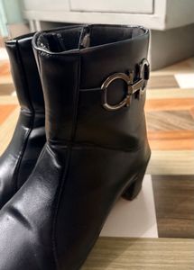 Chic Black Ankle Boots