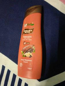 Vel Glow Cocoa Butter Lotion