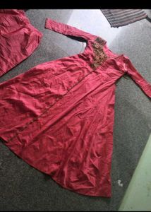 2Elegant Embroidered Kurta Set