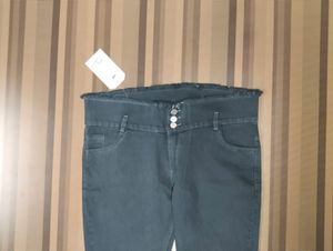 S-03 Size 38 Slim Women Denim Jeans