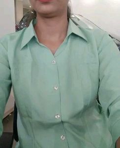 Green Shirt Women