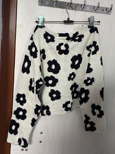 Floral Print Cropped Sweater