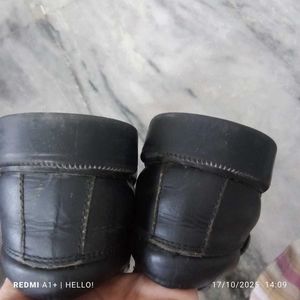 100% Genuine Leather Black Casual Shoes