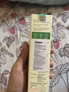 AXIS-Y Sunscreen