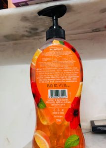 Palmolive Orange &amp; Hibiscus Shower Gel