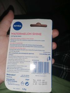 Nivea Watermelon Shine Lip Balm✨