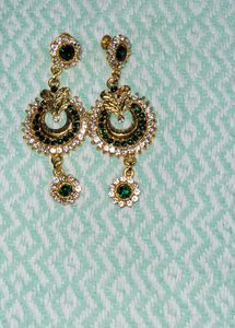 Necklace Chain And Two Piece Earings Set