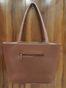 Beautiful Brown Clrd Leatherite Tote Style Bag