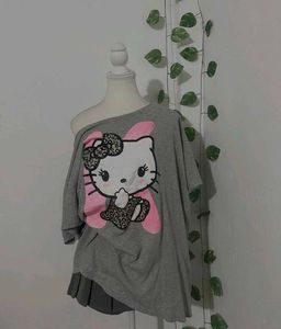 brand new Cute Hello Kitty Graphic Tee size:M