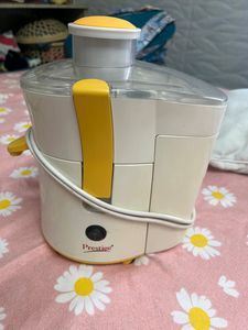 Prestige Pcj 5.0 Juicer (White/Yellow)