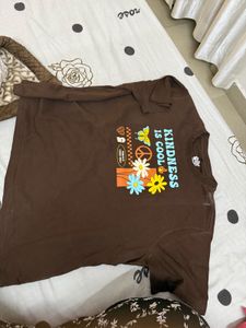 a cute little oversized graphic tee