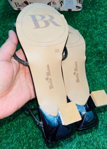 Bella Rosa Black Strappy Sandals