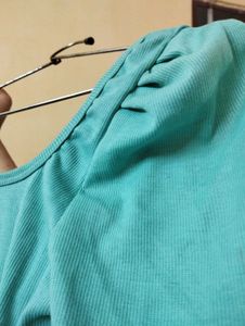 Green Puff Sleeve Top
