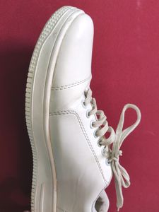 White Stylish Sneakers | 25 - 26 cm |