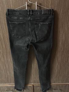 Zara Black Distressed Jeans