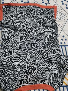 Island Republic Women Black White Print Tunic Top