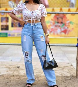 Floral Tie-Front Crop Top