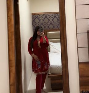 Kurta Set With Embroidery And Shells