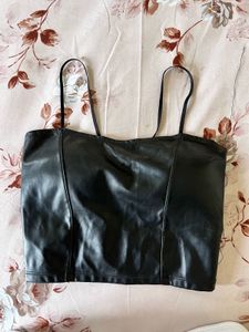 Sleek Black Leather Crop Top – Edgy & Chic🖤🪩