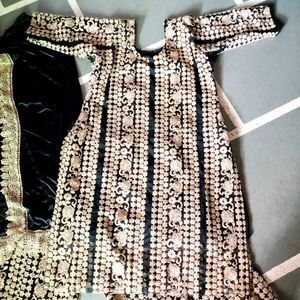 Embroidered Kurta Set