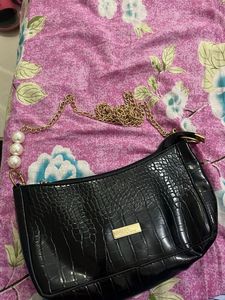 Chic Black Croc Shoulder Bag