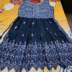 Ethnic Women&#39;s Navy Blue Kurta Palazzo Set
