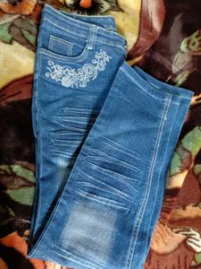 Cityscape Puffer Vest jacket &amp; jeans combo