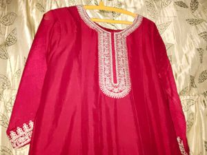 Elegant Maroon Embroidered Kurta