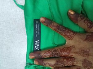 ZARA Green Satin Party  Drees