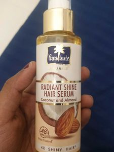 Parachute Radiant Shine Hair Serum