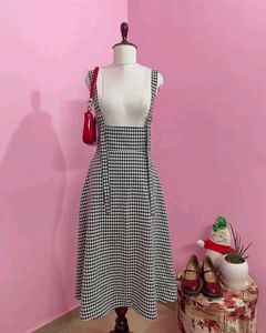 Vintage Gingham Pinafore Dress - Retro Charm