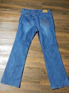 This Is Fully Stracabe Jeans