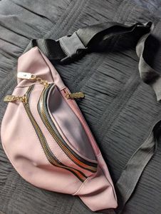 LAVENDER CROSS BAG
