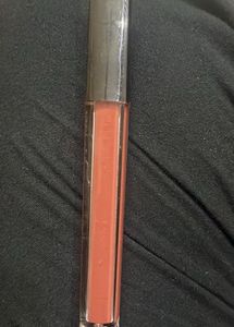 Huda Beauty Liquid Matte Lipstick