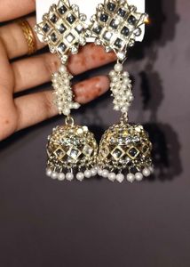 Sparkling Jhumka Earrings
