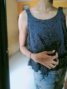 One Strip Crop Top