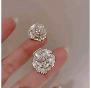 Pearl Flower Earrings