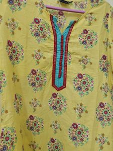 Shoppers Stop Yellow Floral Kurta – Fixed Price