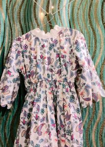 ♥️Korean Floral Printed White Top♥️