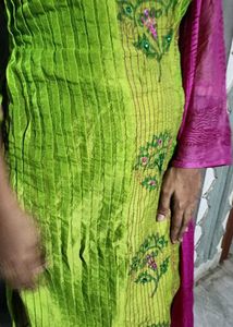 Green &amp; Pink Kurta Set